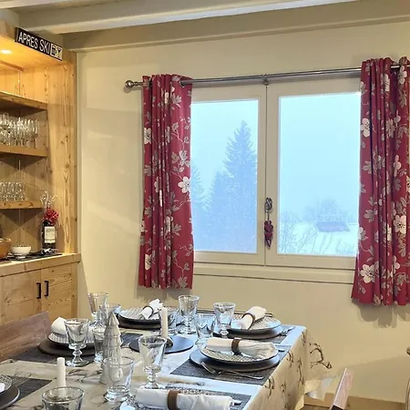 Chalet Spacieux Avec Wi-fi Et Parking Prive Aux Gets - Fr-1-671-141